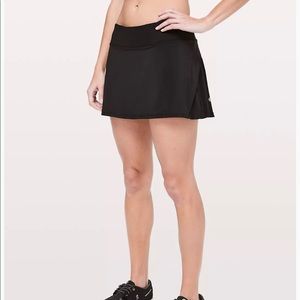 Lululemon Play Off the Pleats Mid-Rise Skirt
